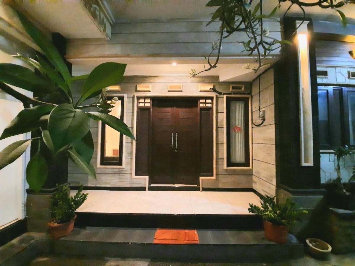 Ganggas Homestay Jimbaran Εξωτερικό φωτογραφία