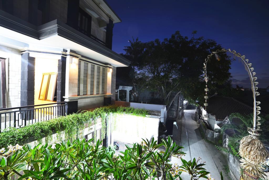 Ganggas Homestay Jimbaran Εξωτερικό φωτογραφία